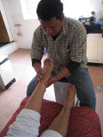 Javier Reyes. Reflexología